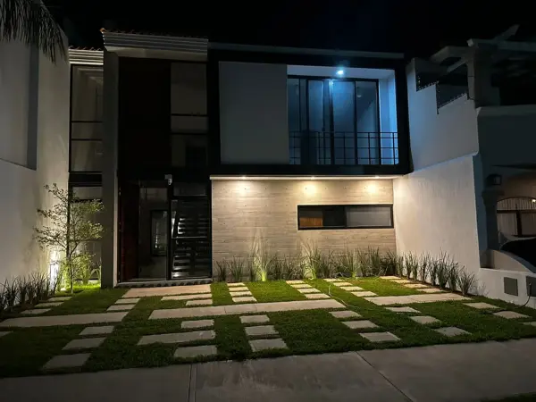 Casa en venta en Bosques Santa Anita, Tlajomulco de Zúñiga — foto 2 de 16