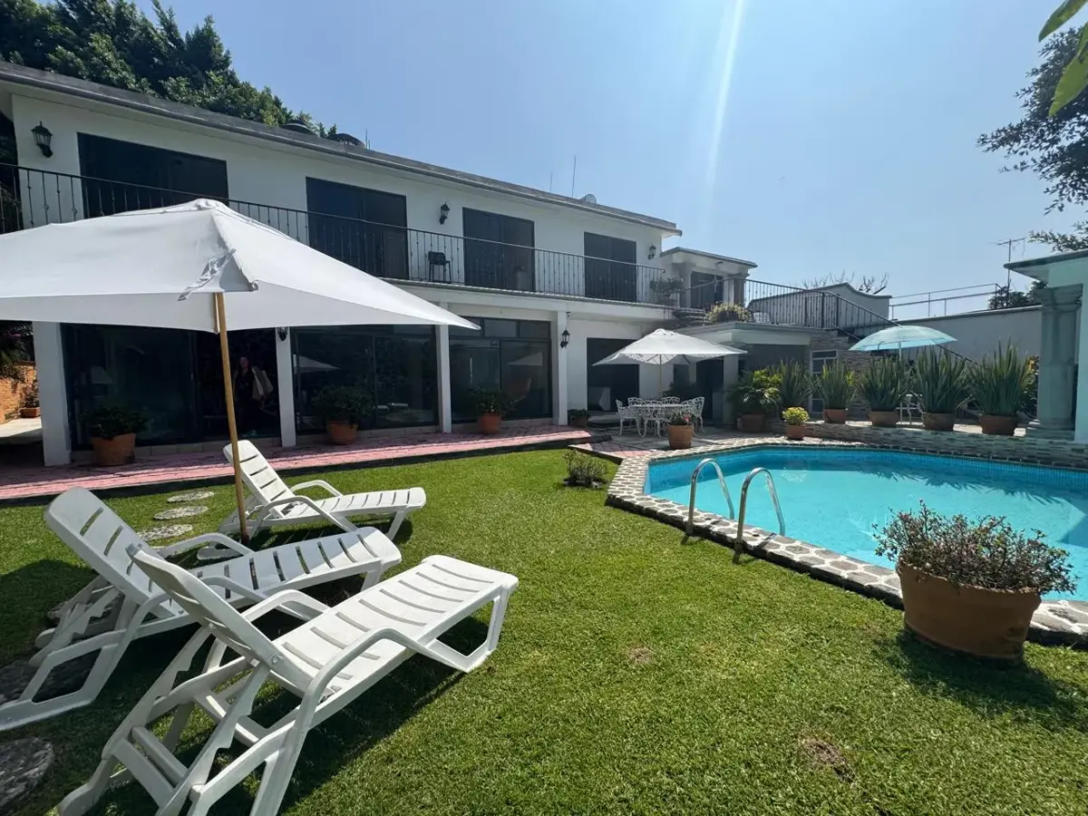 Casa en venta en Tlaltenango, Cuernavaca — foto 1 de 24