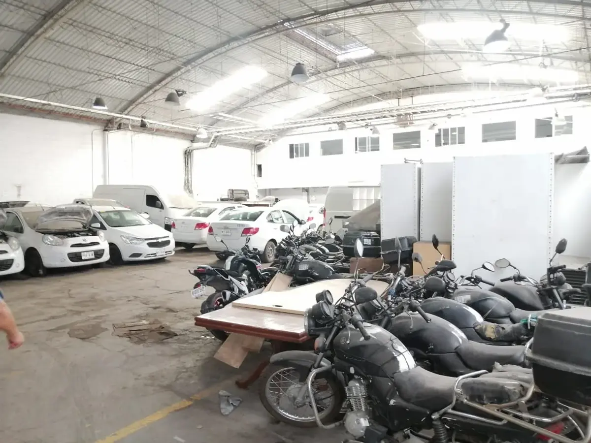 Bodega en renta en Hacienda de Echegaray, Naucalpan de Juárez — foto 1 de 19