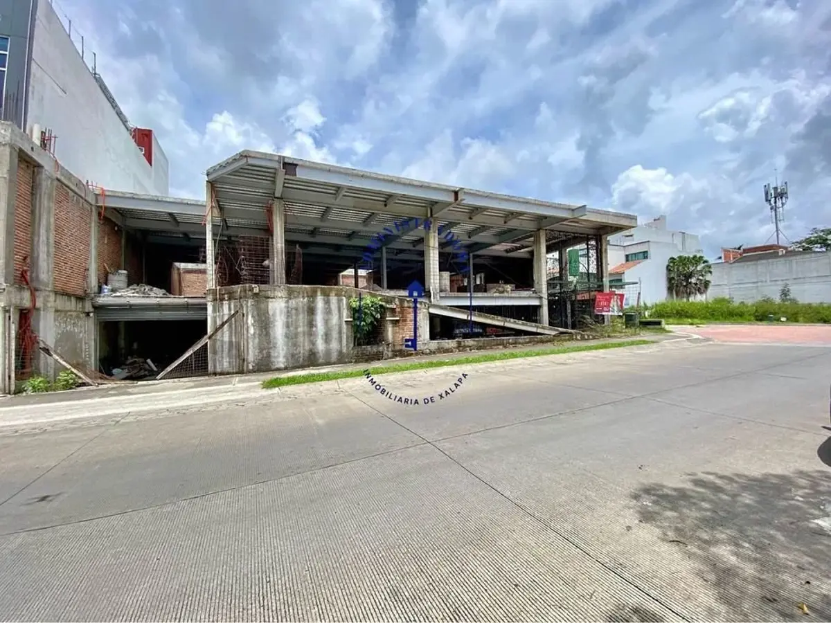 Edificio en renta en Residencial Las Cumbres, Xalapa — foto 1 de 10