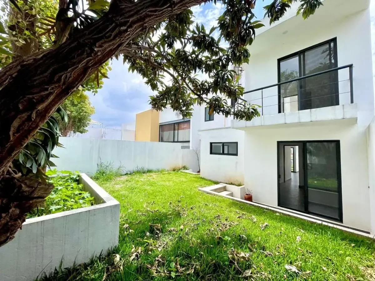 Casa en venta en Santa Maria Ahuacatitlan, Cuernavaca — foto 1 de 23
