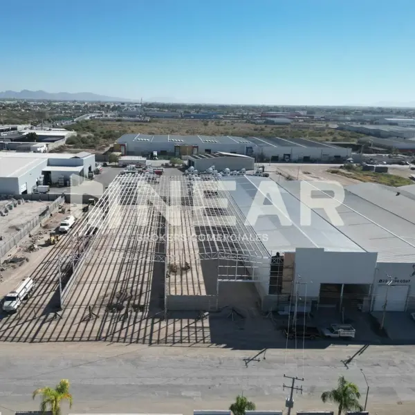 Bodega en renta en Plaza Jumbo, Torreón — foto 2 de 5