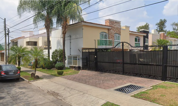 Casa en venta en Bosques de La Victoria, Guadalajara — foto 2 de 20