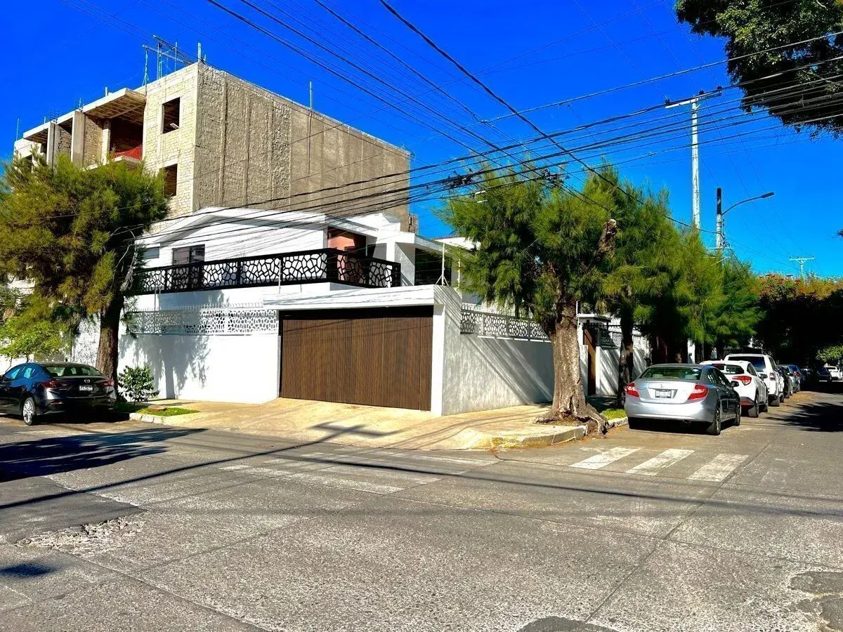 Casa en venta en Providencia, Guadalajara — foto 1 de 12