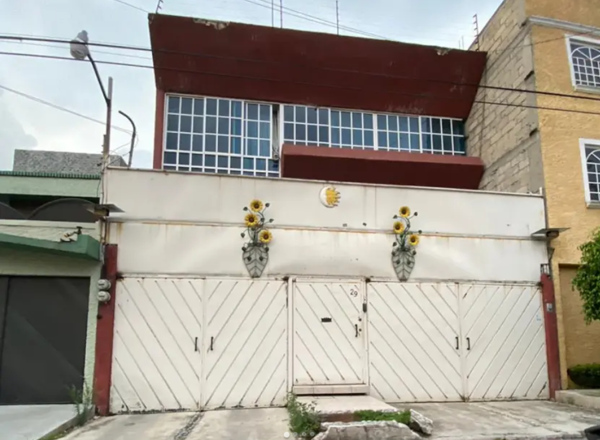 Casa en Presidentes Ejidales 1a Sección, Coyoacán, Ciudad de México