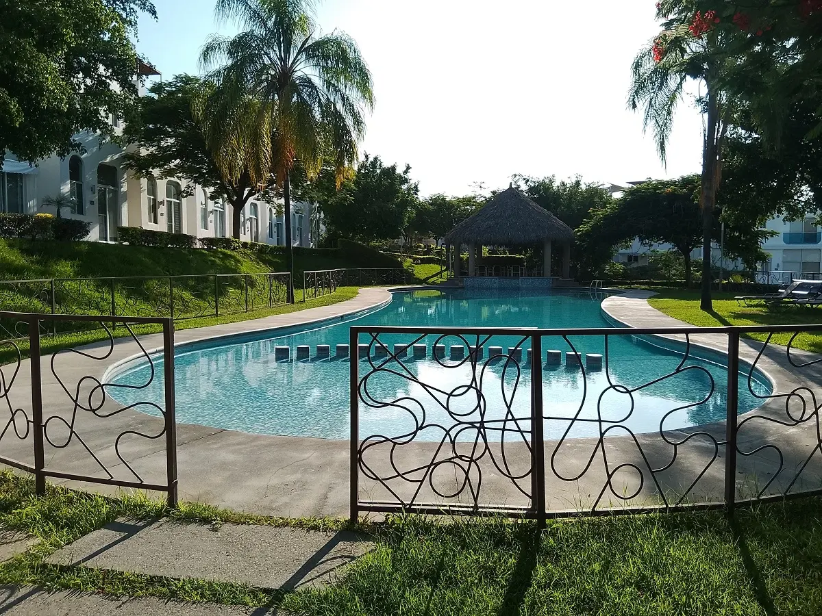 Casa en venta en Tequesquitengo, Jojutla — foto 1 de 15
