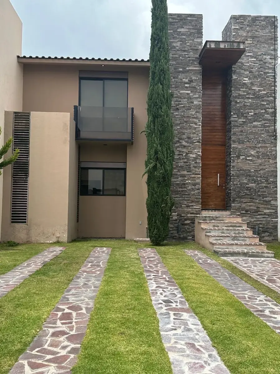 Casa en renta en La Campiña del Bosque, León — foto 1 de 9