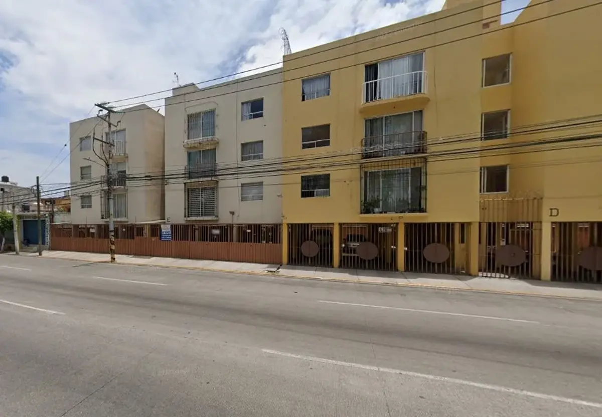 Departamento en venta en San Juan Ixtacala, Tlalnepantla de Baz — foto 1 de 10