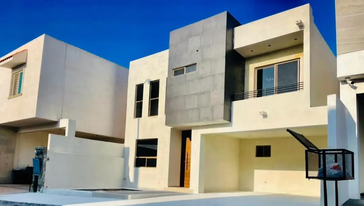 Casa en venta en El Sauz, Saltillo — foto 1 de 17