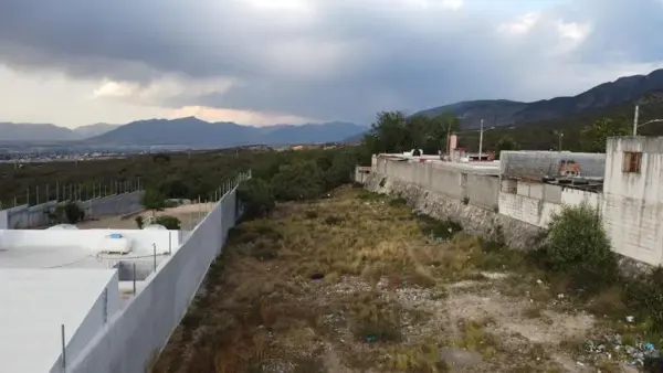 Terreno en venta en Lomas de Lourdes, Saltillo — foto 3 de 8