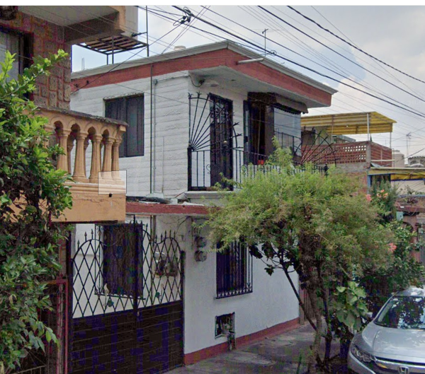 Casa en venta en Los Reyes Ixtacala 2da. Sección, Tlalnepantla de Baz — foto 2 de 28