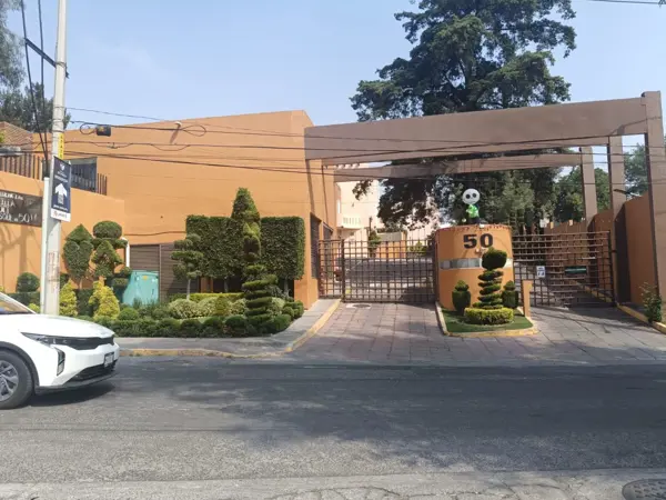 Casa en venta en Granjas Lomas de Guadalupe, Cuautitlán Izcalli — foto 2 de 56