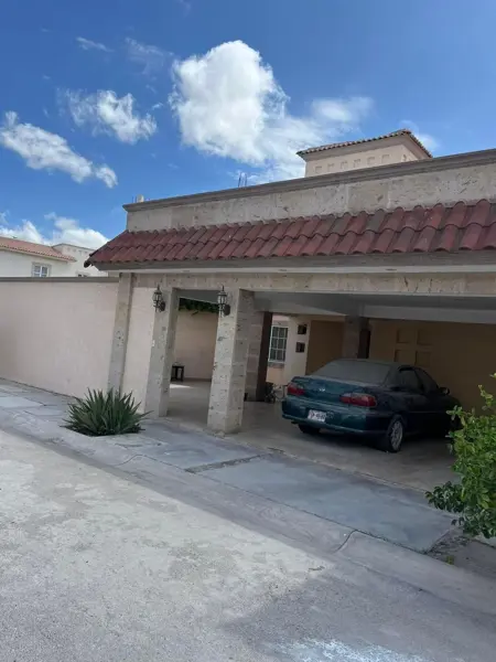 Casa en venta en Puerta Real, Torreón — foto 3 de 9