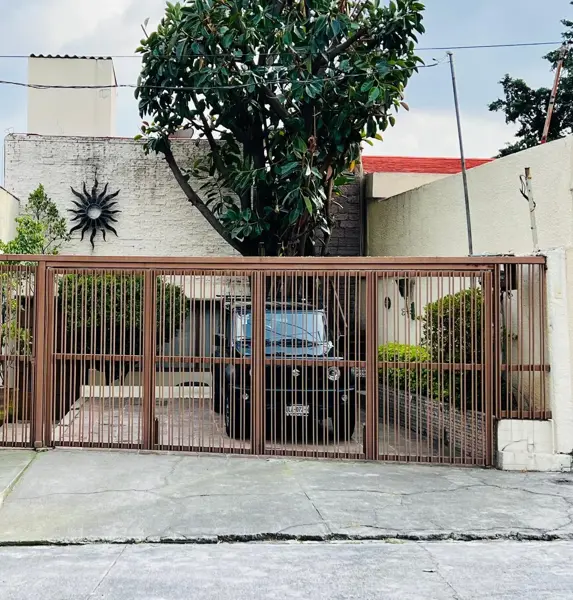 Casa en venta en Lomas de Tecamachalco, Naucalpan de Juárez — foto 3 de 16