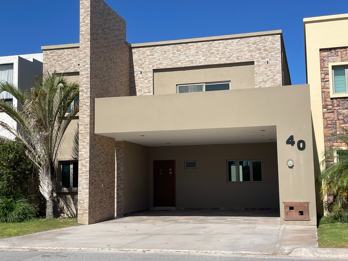 Casa en renta en Las Acacias, Torreón — foto 1 de 25