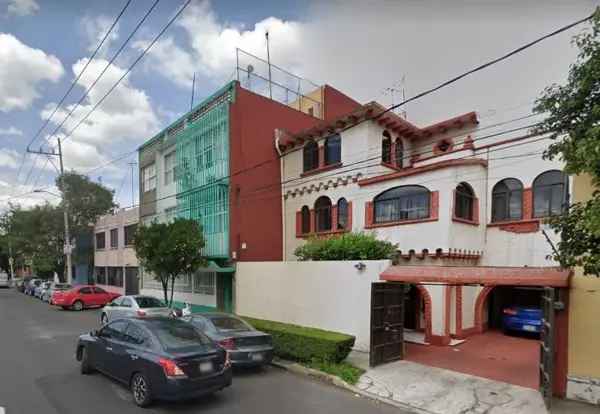 Casa en venta en Claveria, Azcapotzalco — foto 2 de 11