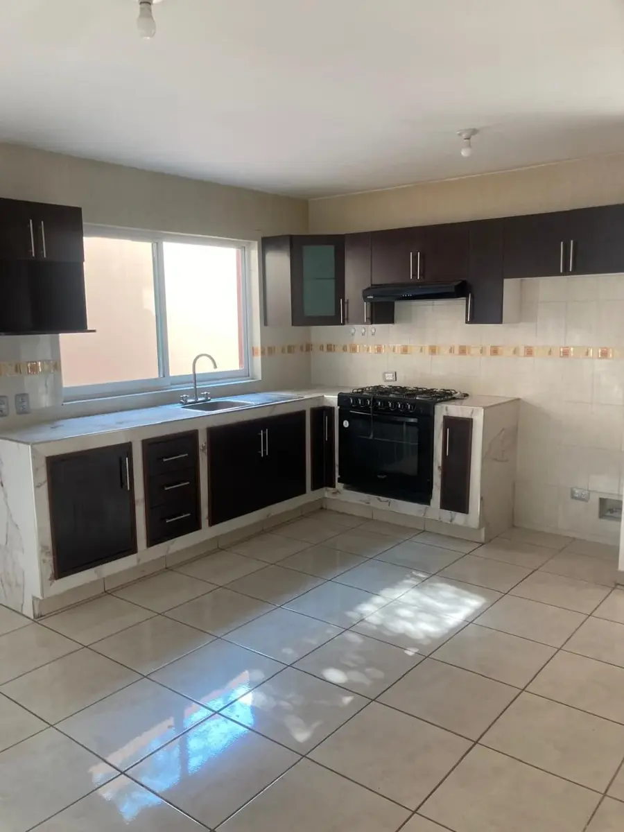 Casa en renta en Pueblo Nuevo, Corregidora — foto 1 de 14