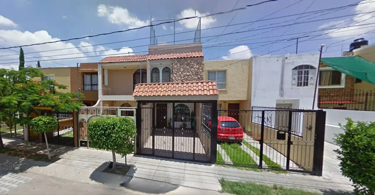 Casa en venta en Parques Del Nilo, Guadalajara — foto 1 de 11