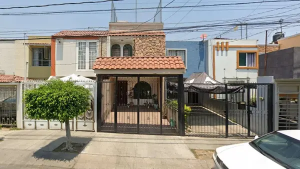 Casa en venta en Parques Del Nilo, Guadalajara — foto 2 de 11