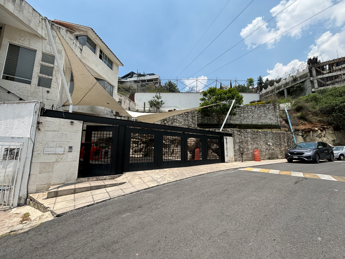 Casa en venta en Paseos del Bosque, Naucalpan de Juárez — foto 1 de 39