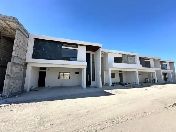 Casa en venta en Altozano la Nueva Laguna, Gómez Palacio — foto 2 de 21