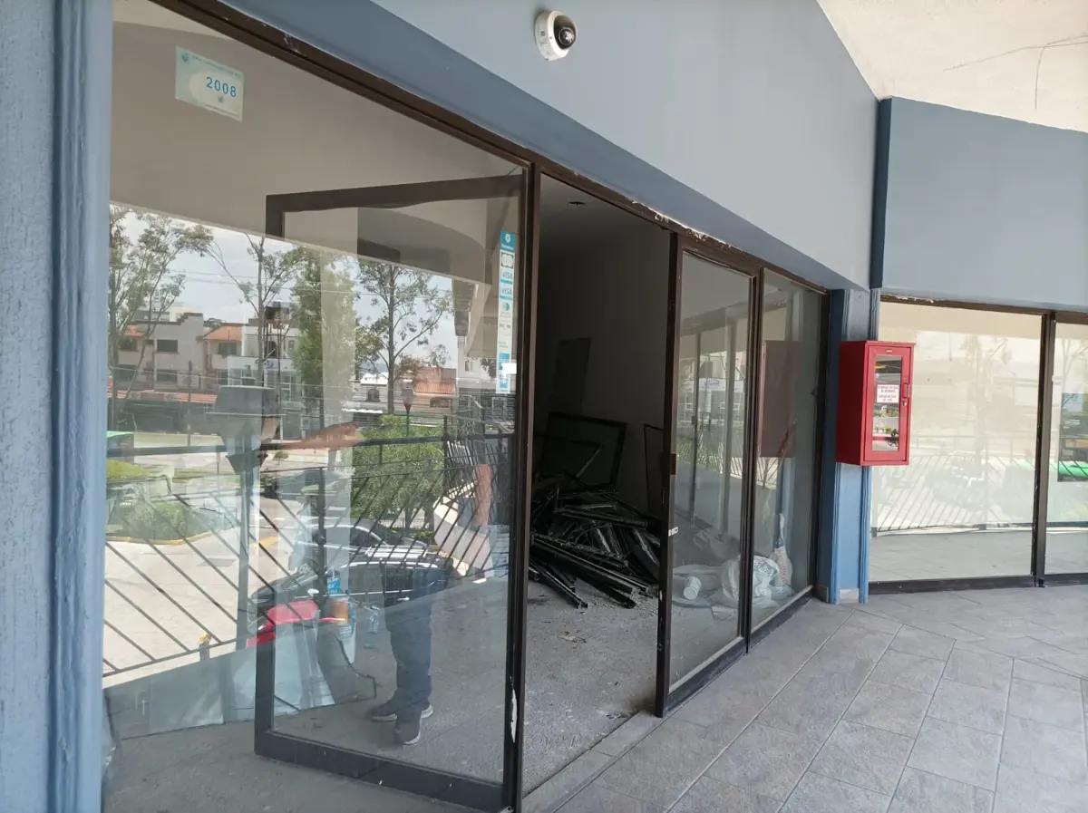 Local en renta en Residencial Plaza Guadalupe, Zapopan — foto 1 de 13
