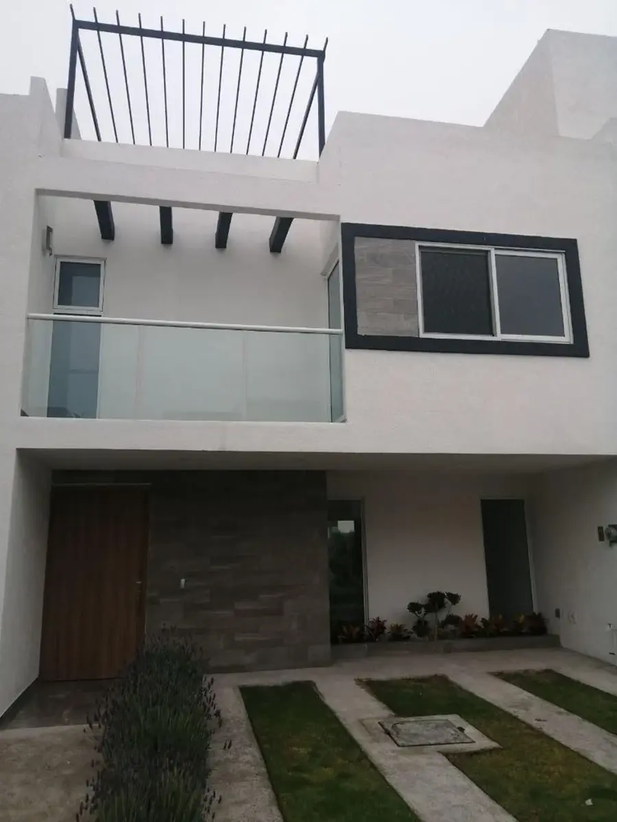 Casa en renta en Lomas de Angelópolis, San Andrés Cholula — foto 1 de 27