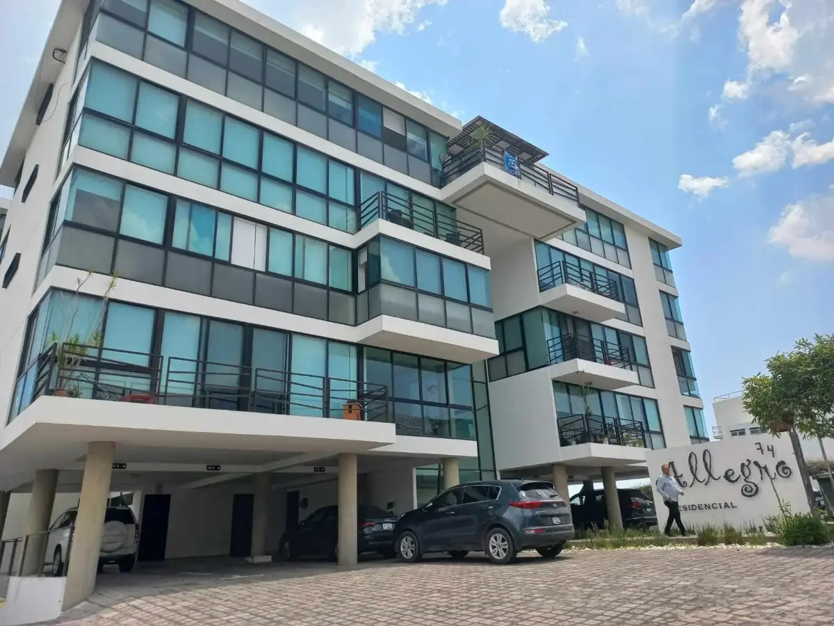 Departamento en renta en Lomas de Angelópolis, San Andrés Cholula — foto 1 de 23