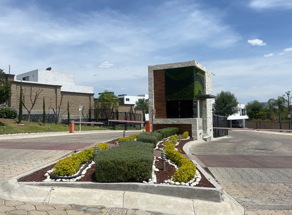 Terreno en venta en Lomas de Angelópolis, San Andrés Cholula — foto 2 de 3