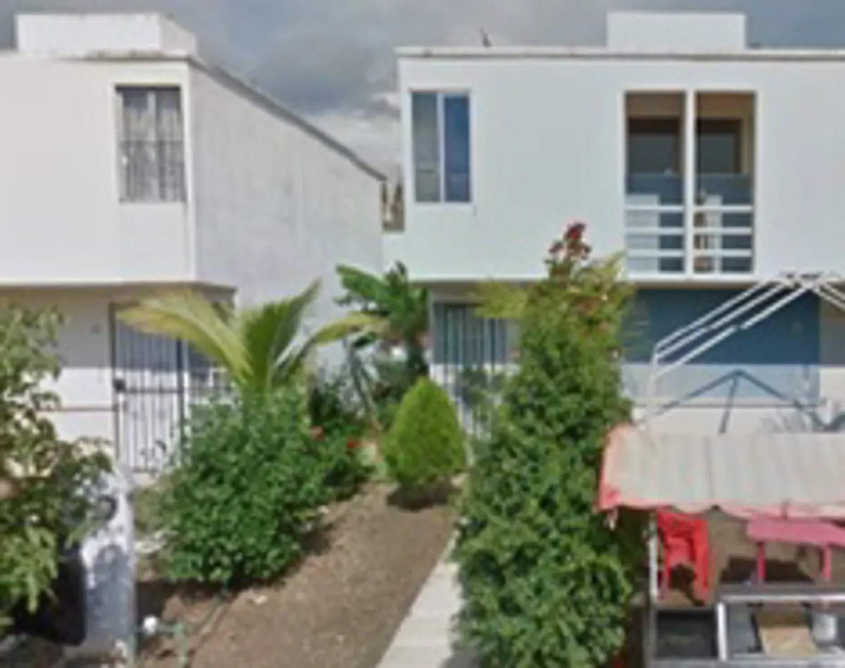 Casa en venta en La Guadalupana, Solidaridad — foto 1 de 10