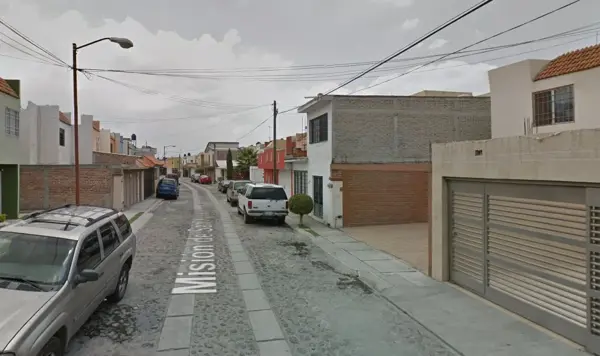 Casa en venta en La Mision, Celaya — foto 2 de 10