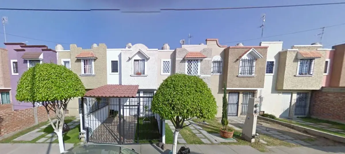 Casa en venta en Paseos de La Castellana, León — foto 1 de 10