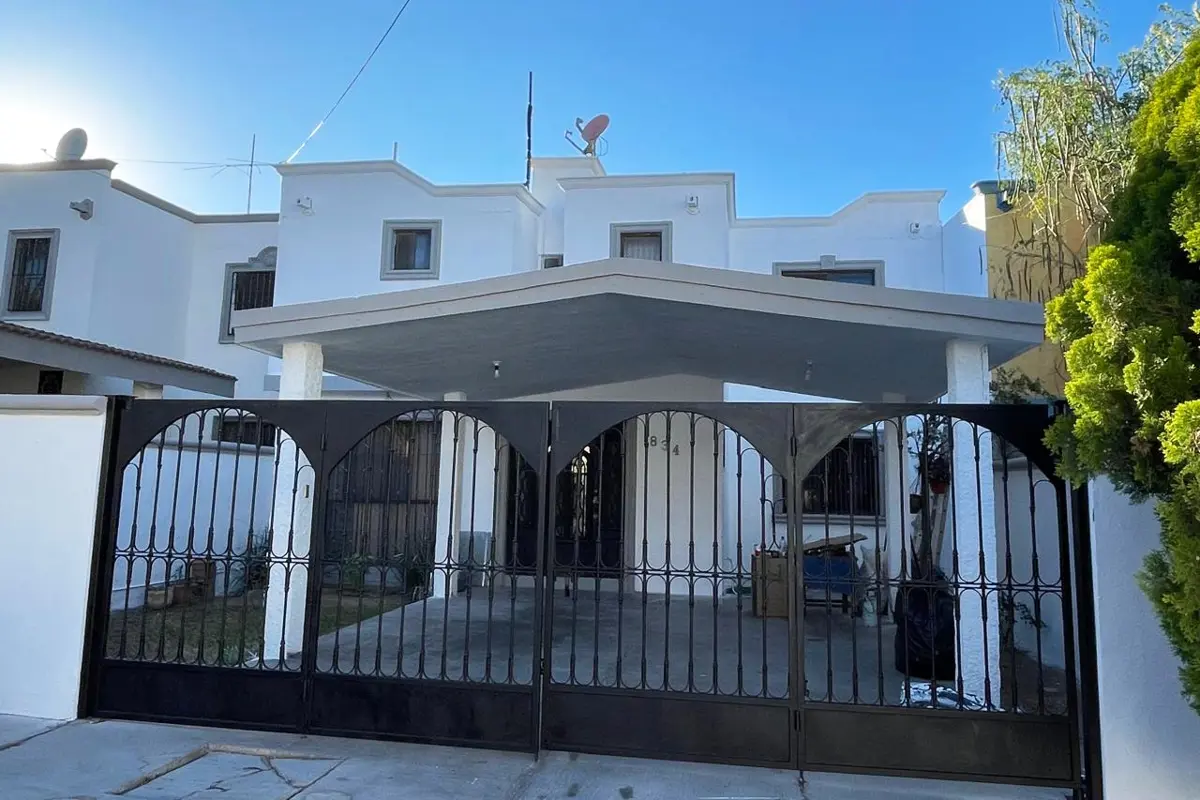 Casa en venta en Nuestra Señora de Fatima, Saltillo — foto 1 de 24