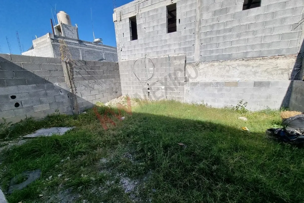 Casa en venta en Niños Heroes, Saltillo — foto 1 de 21