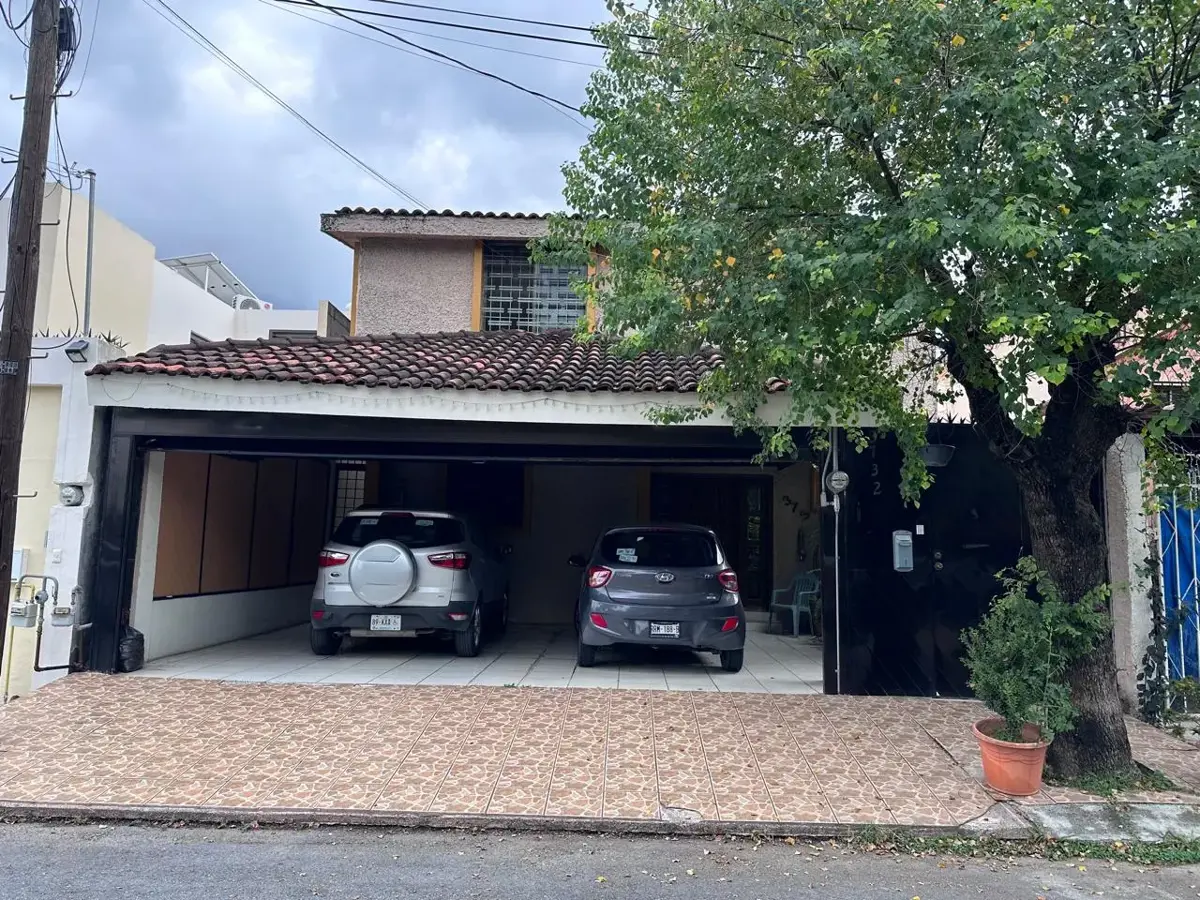 Casa en venta en Rincón de la Primavera, Monterrey — foto 1 de 15