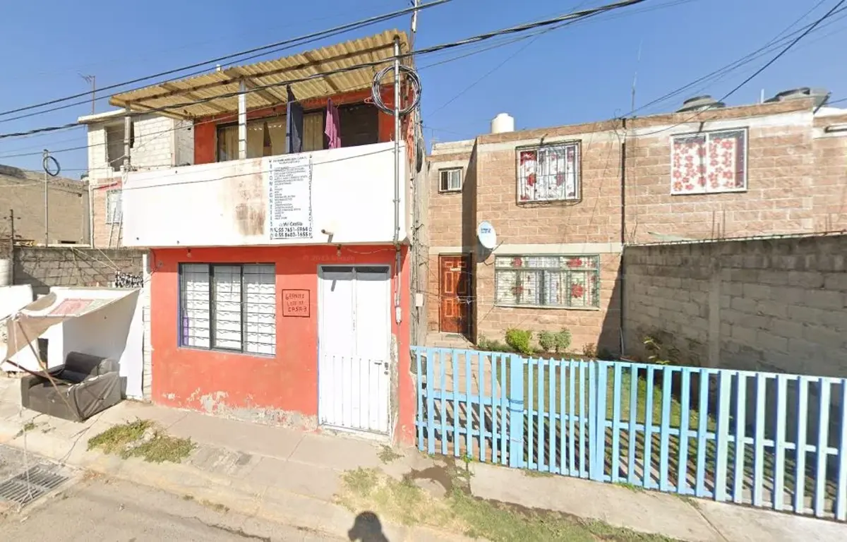 Casa en venta en Ehécatl (Paseos de Ecatepec), Ecatepec de Morelos — foto 1 de 10