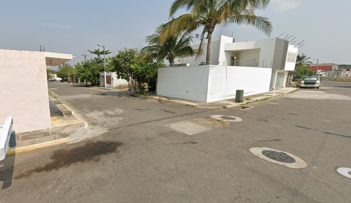 Casa en venta en Colinas de Santa Fe, Veracruz — foto 1 de 34