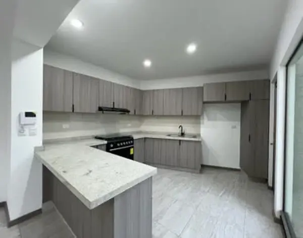 Casa en venta en Loma Alta, Morelia — foto 2 de 22