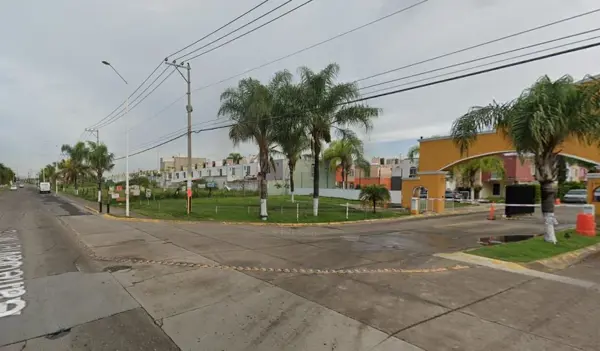 Casa en venta en Jardines Del Edén, Tlajomulco de Zúñiga — foto 2 de 11