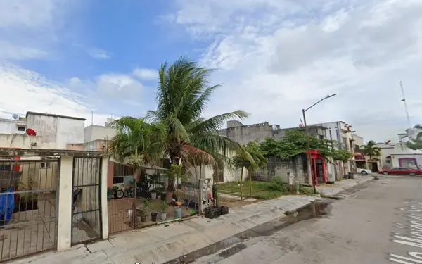 Casa en venta en Mision del Carmen, Playa del Carmen — foto 2 de 5