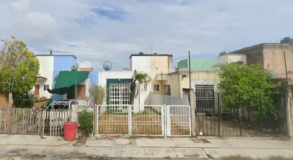 Casa en Mision del Carmen, Playa del Carmen, Quintana Roo — foto 1 de 5