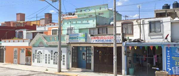 Casa en venta en Paseos Santín, Toluca — foto 3 de 12