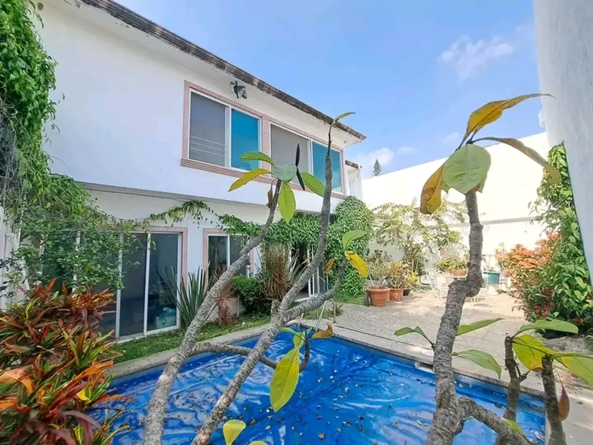 Casa en venta en Delicias, Cuernavaca — foto 1 de 15