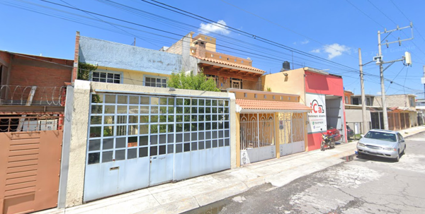 Casa en venta en Villas Santín, Toluca — foto 3 de 12