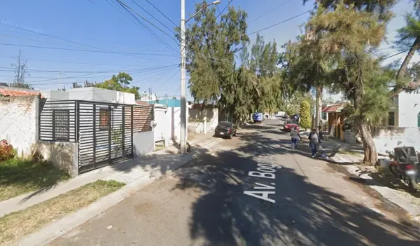 Casa en venta en Hacienda Santa Fe, Tlajomulco de Zúñiga — foto 3 de 10