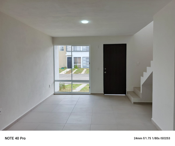 Casa en venta en Real Del Valle, Tlajomulco de Zúñiga — foto 2 de 15