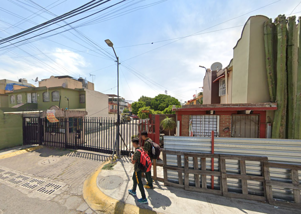 Casa en venta en Rinconada San Felipe I, Coacalco de Berriozábal — foto 2 de 48