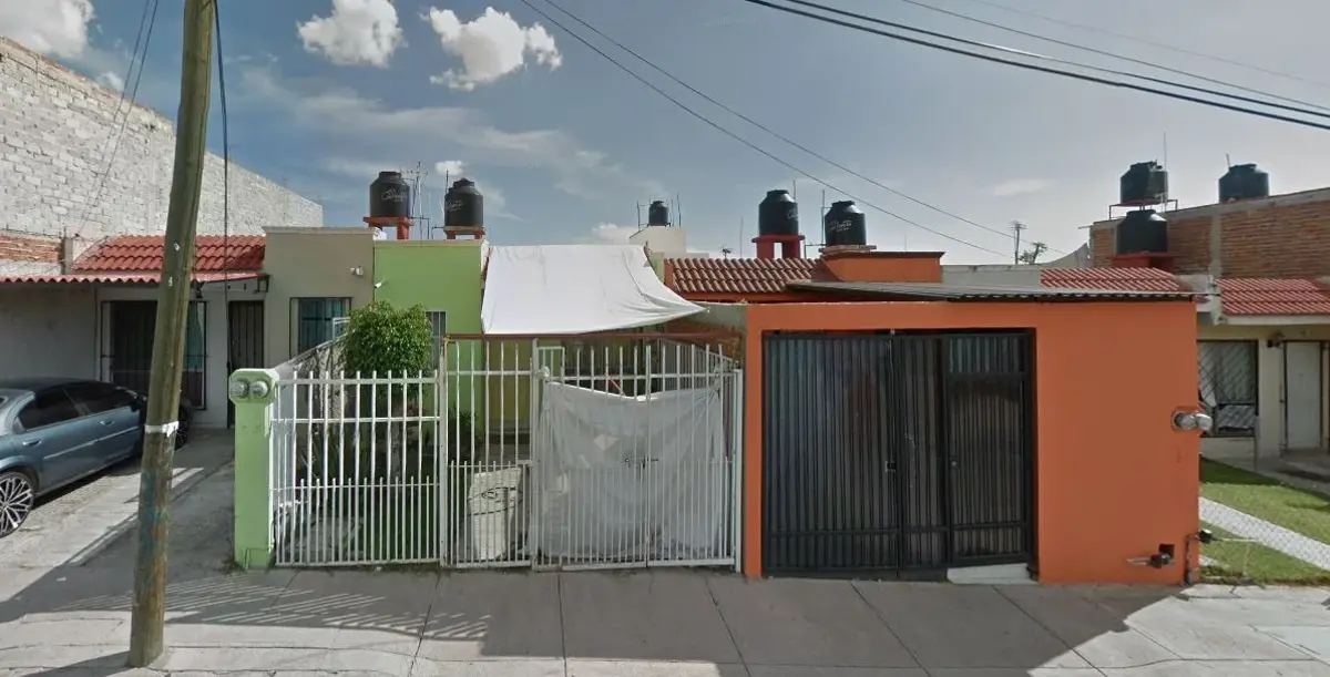 Casa en venta en La Ermita, León — foto 1 de 10