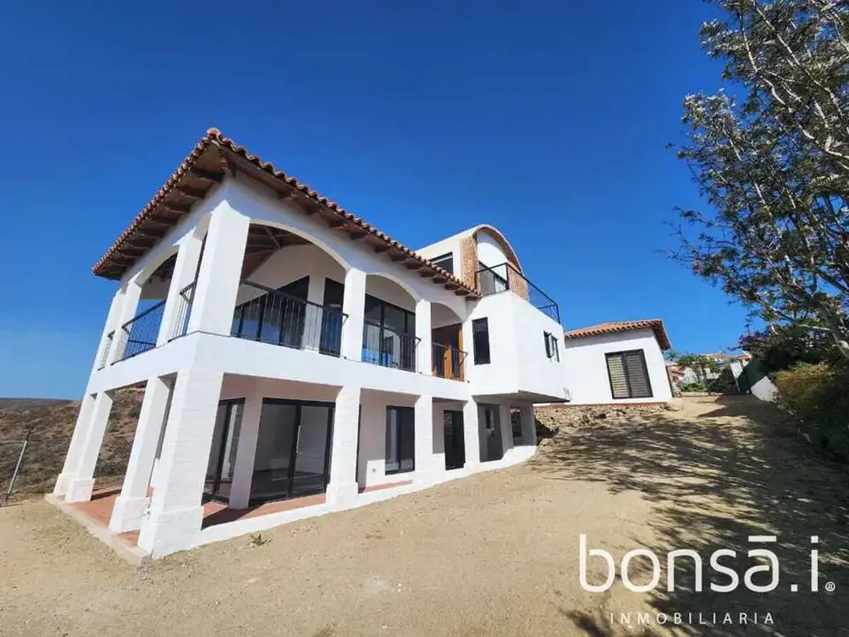 Casa en venta en Balcones Cíbolas del Mar, Ensenada — foto 1 de 25