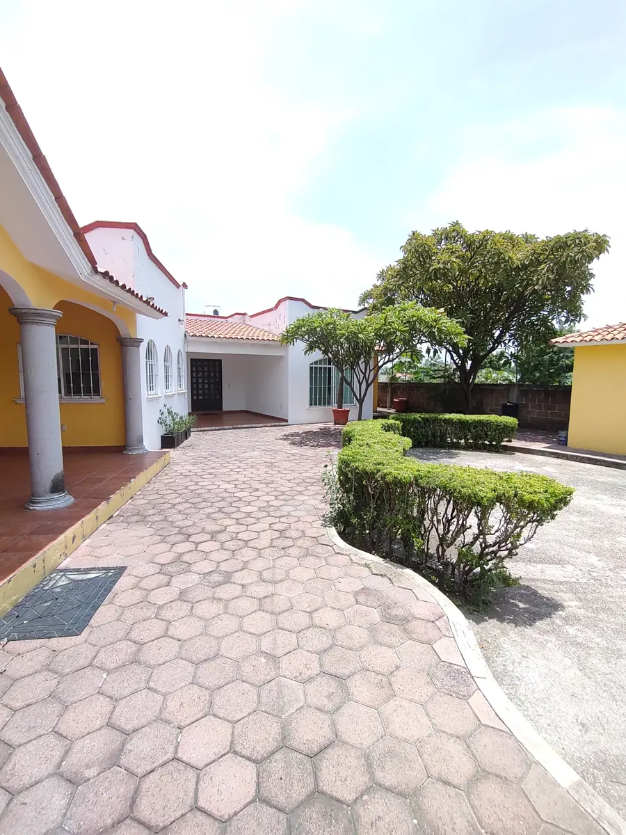 Casa en venta en Oacalco, Yautepec — foto 1 de 16